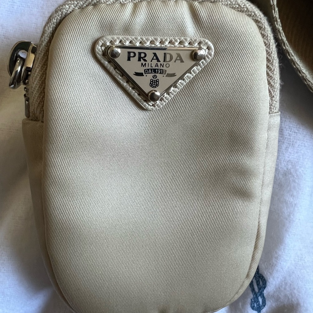 Prada 2005 Re-Edition Re-Nylon Bag - Picture 10 of 16